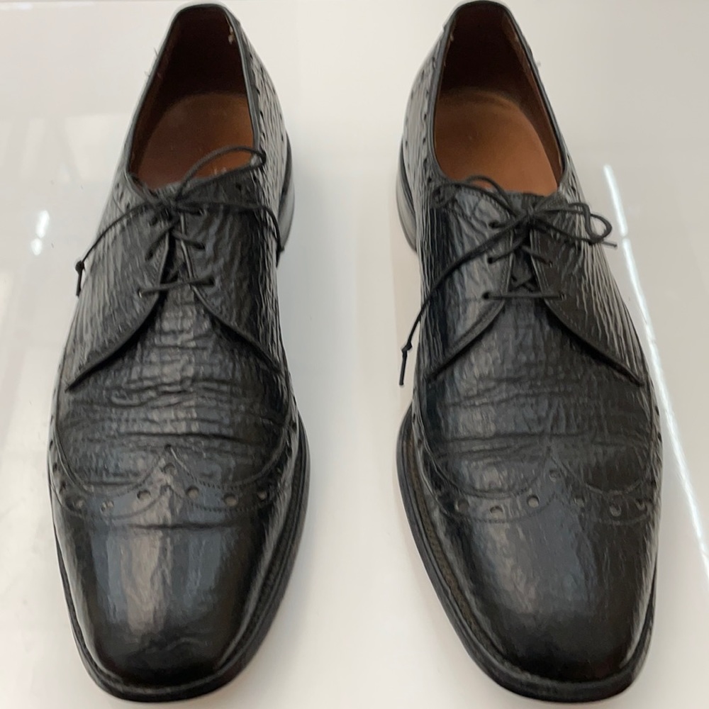 Allen Edmonds black full sharkskin dress shoes
